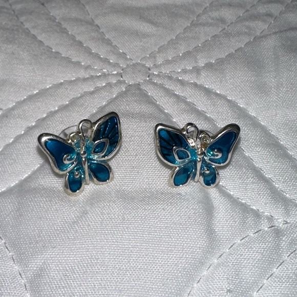 Butterfly Earrings - Picture 4 of 6